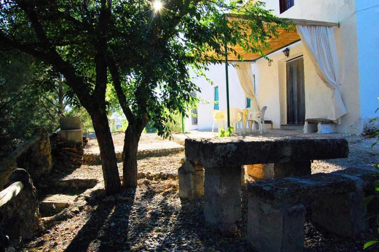 Cortijo La Gineta Vendégház Alcalá la Real Kültér fotó