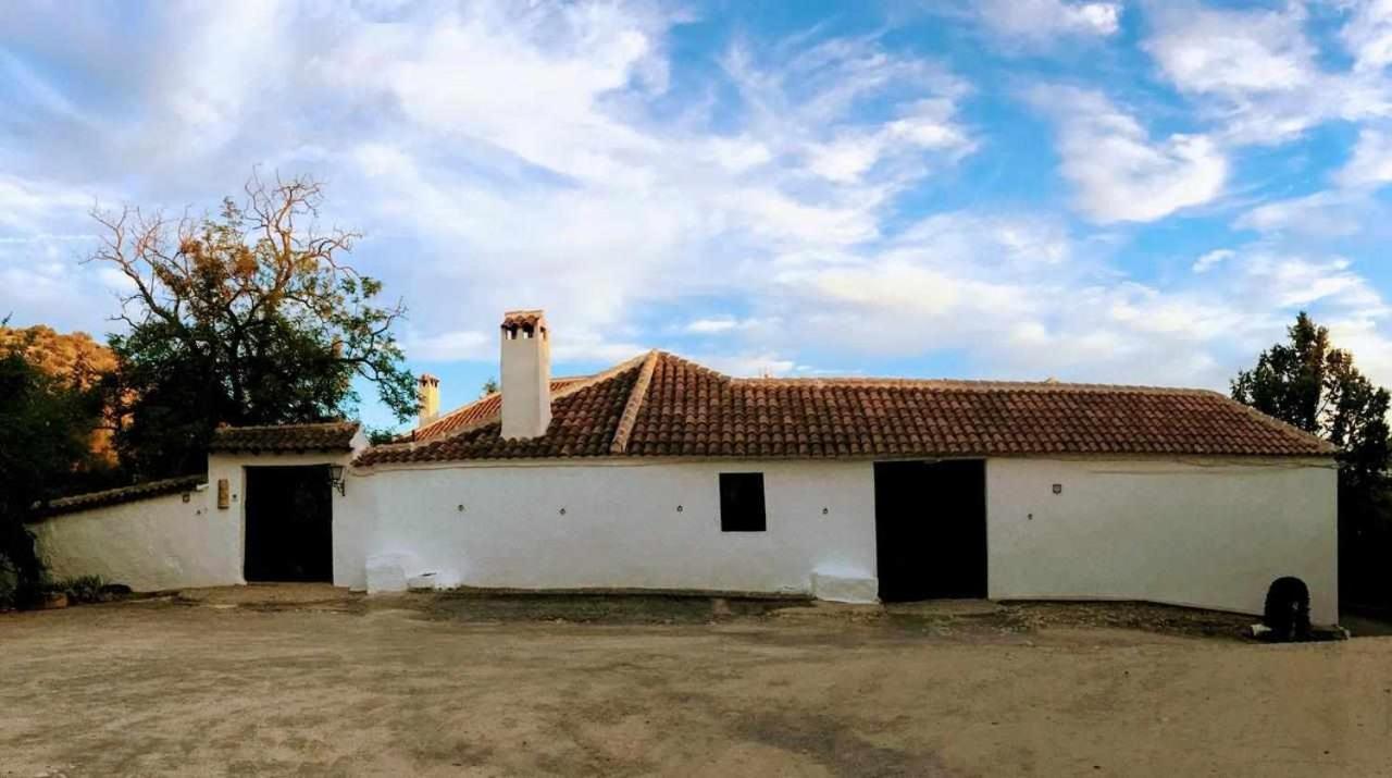 Cortijo La Gineta Vendégház Alcalá la Real Kültér fotó